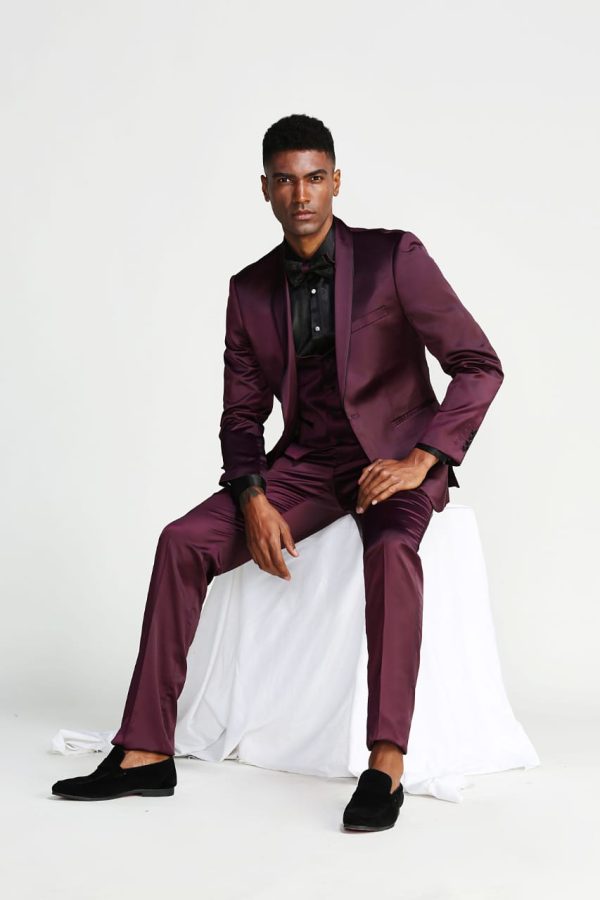 Traje para hombre satinado.