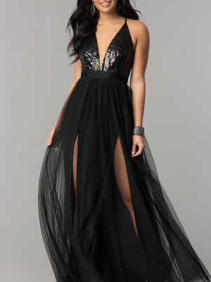 Vestido negro de aberturas en pierna con lentejuelas en busto Rf. VID8608A