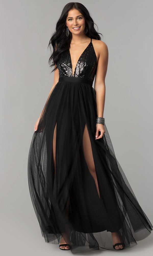 Vestido negro de aberturas en pierna con lentejuelas en busto Rf. VID8608A