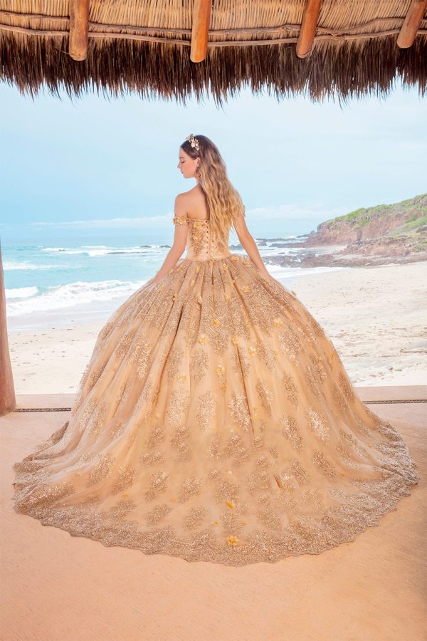 Vestido de quince dorado Rf. LV443