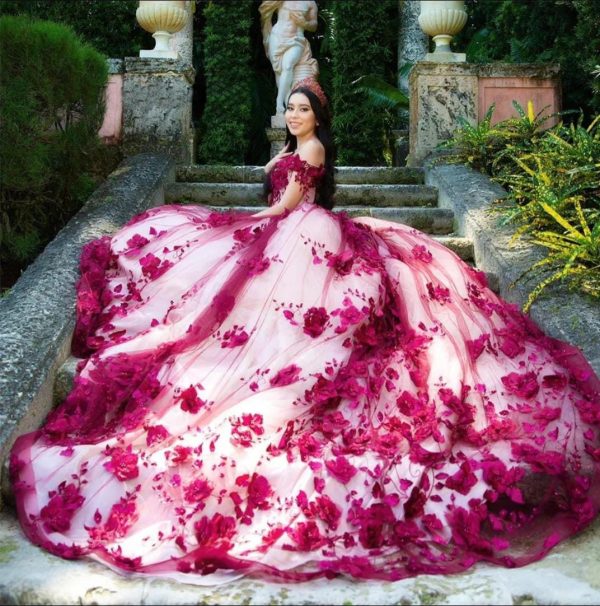 Vestido de quince con cola LV423