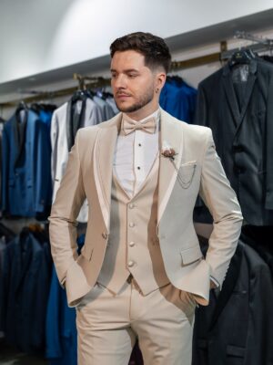 Traje de Novio Cuatro Piezas "Ivory Serenade" – Beige / Marfil