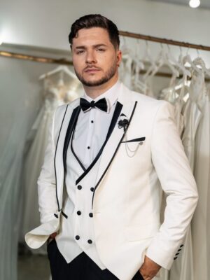 Traje de Novio Imperial Ivory y Black