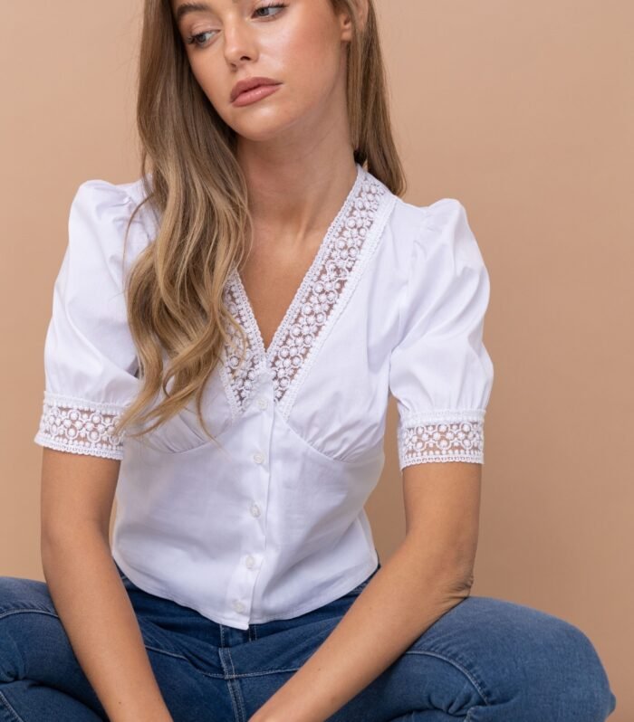 Blusa de Popelina Stretch con Encaje